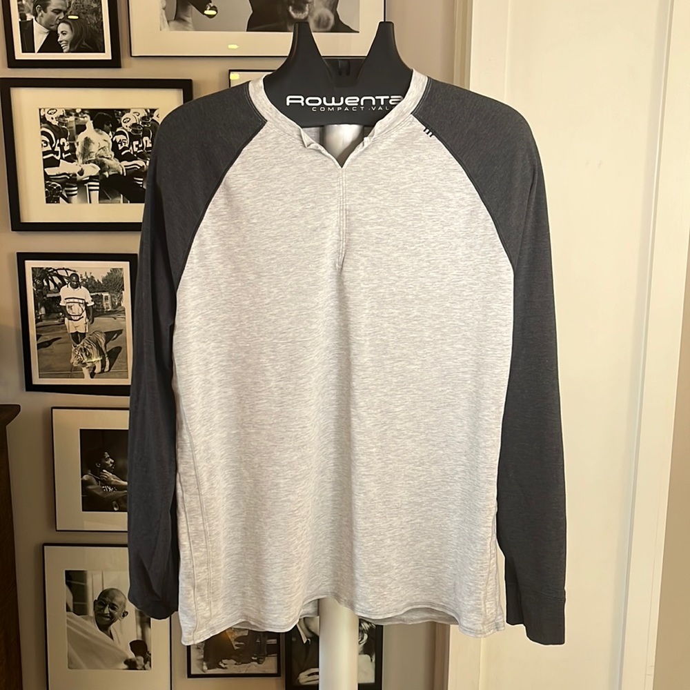 Lululemon Large Baseball Style Longsleeve T - Charcoal Sleeves - Heathered White